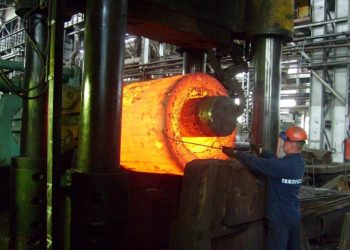 Чистая прибыль Тяжпрессмаша упала в 19 раз в 2025 году