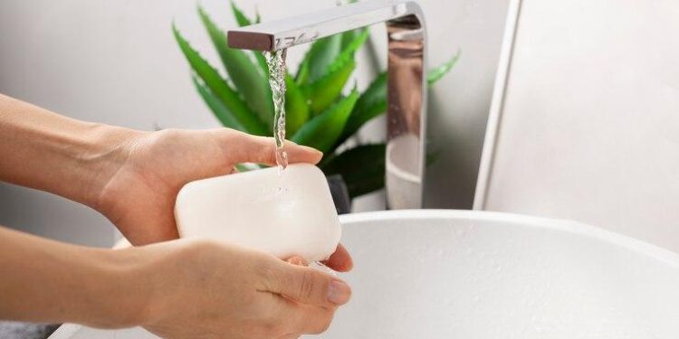 Независимая московская лаборатория признала воду в Рязани непригодной для питья Независимая московская лаборатория признала воду в Рязани непригодной для питья