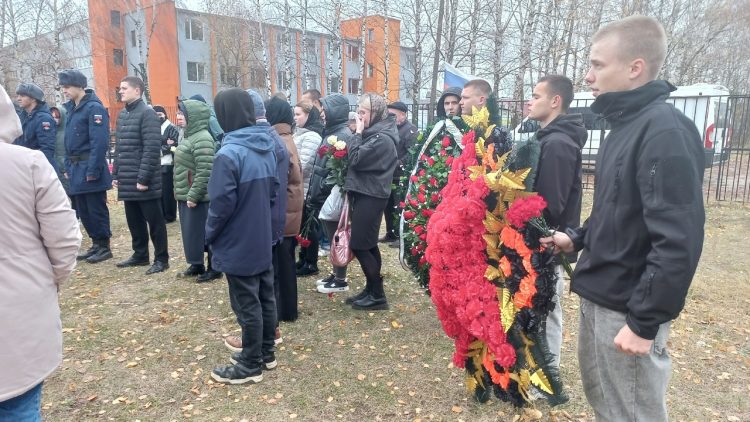 В Рязанском районе простились с погибшим на СВО Данилой Максимовым