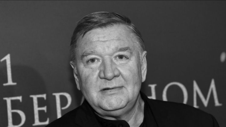 Умер Роман Мадянов
