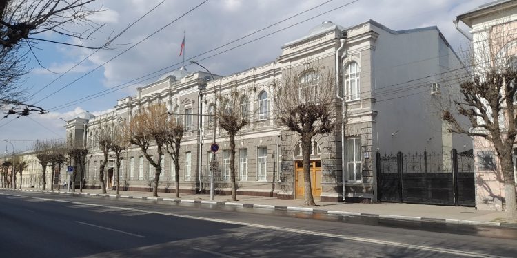 На ремонт двух помещений в здании рязанского правительства потратят 95 миллионов рублей