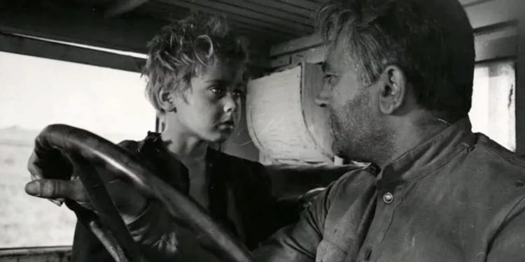 В России снимут ремейки 30 советских киношедевров В России снимут ремейки 30 советских киношедевров