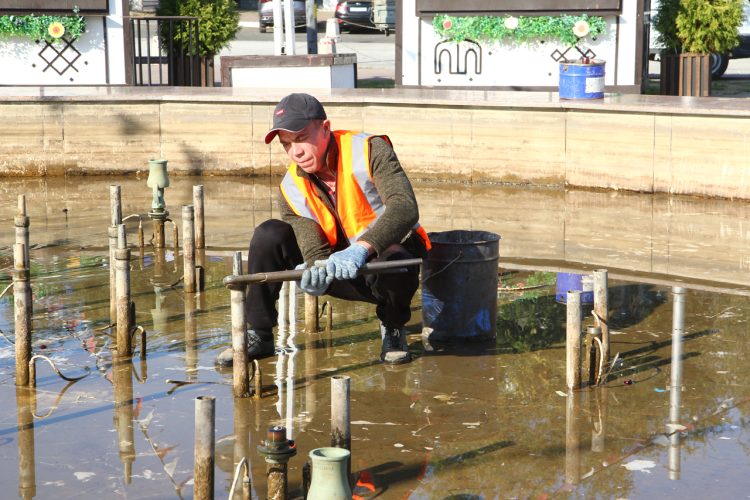 Рязанские фонтаны начали подготавливать к зиме