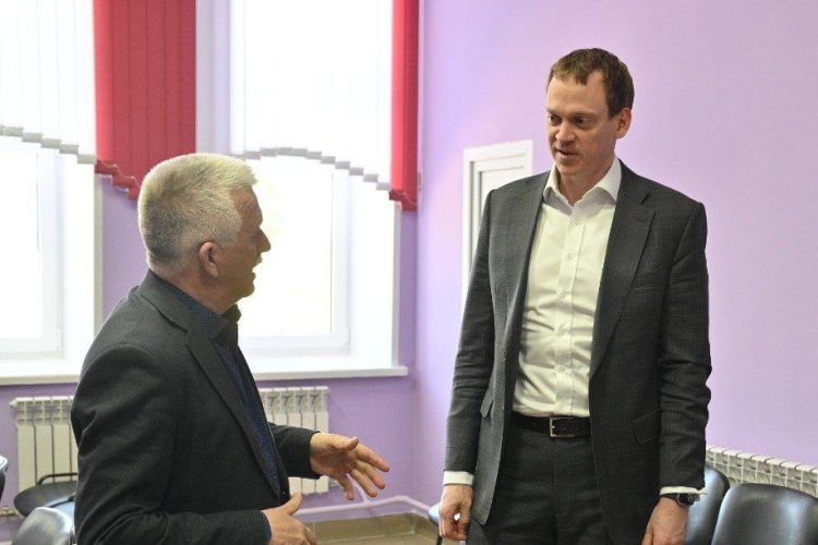 Рязанский губернатор Малков посетил Ижевскую школу в Спасском районе