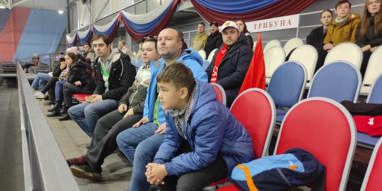 12 ноября ХК «КПРФ» встретилась с командой «РГВВДКУ»