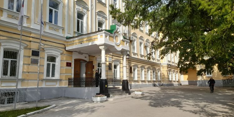 После назначения Дмитрия Бокова ректором РГУ из вуза уволился весь состав отдела кадров После назначения Дмитрия Бокова ректором РГУ из вуза уволился весь состав отдела кадров