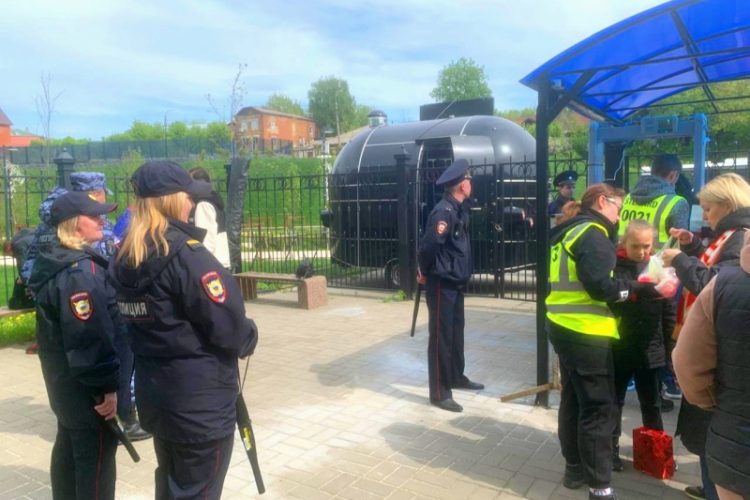 Покой рязанцев в майские праздники охраняли 465 полицейских и росгвардейцев