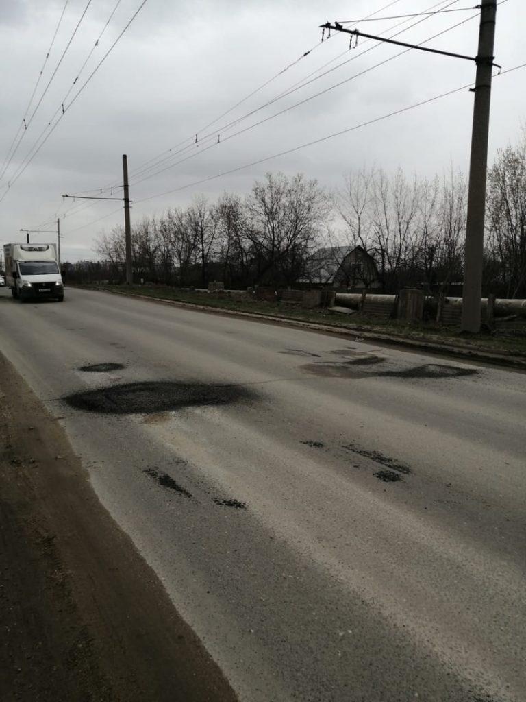 После критики рязанских властей начался ремонт дороги на улице Промышленной