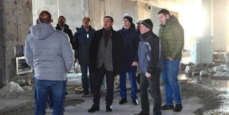 Прокурор Аксенов проконтролировали ход строительства школы в рязанском ЖК «Олимпийский»