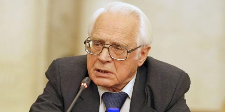 В возрасте 90 лет умер академик РАН Михаил Маров В возрасте 90 лет умер академик РАН Михаил Маров