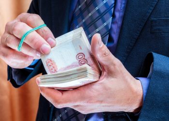 В Рязани коммерческому директору готовы платить от 200 тысяч рублей в месяц
