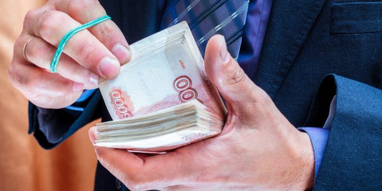 В Рязани коммерческому директору готовы платить от 200 тысяч рублей в месяц