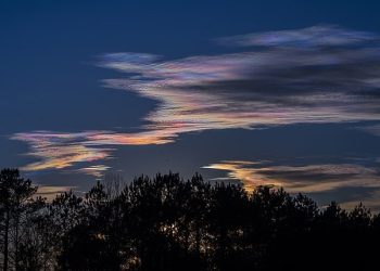 Над Рязанью запечатлели радужные облака