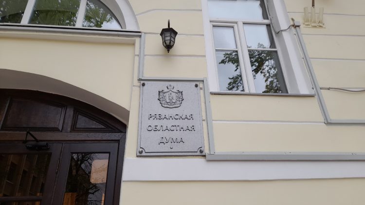 В Рязани из 45 "наливаек" закрыли только 6 заведений