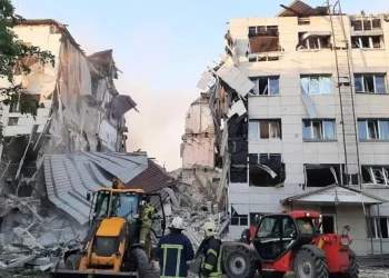 Число погибших при атаке дронов на общежитие выросло до 18