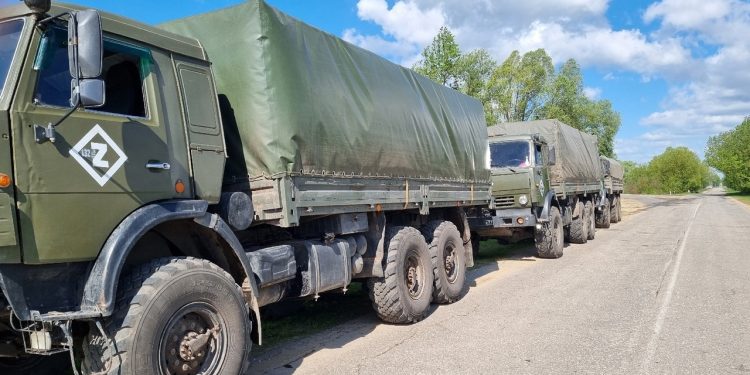 Из рязанского Кадома в зону СВО отправили три грузовика с гуманитарной помощью