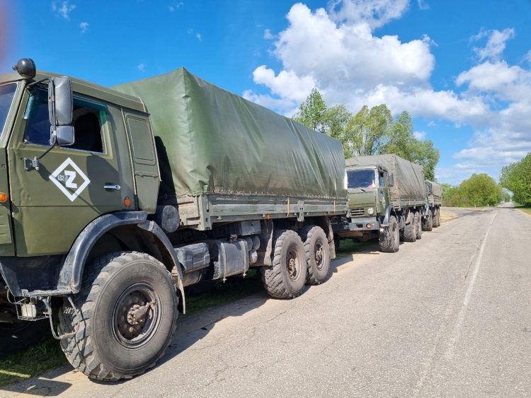 Из рязанского Кадома в зону СВО отправили три грузовика с гуманитарной помощью