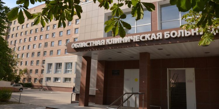 В рязанской ОКБ спасли пациента с тяжелым ранением сердца В рязанской ОКБ спасли пациента с тяжелым ранением сердца