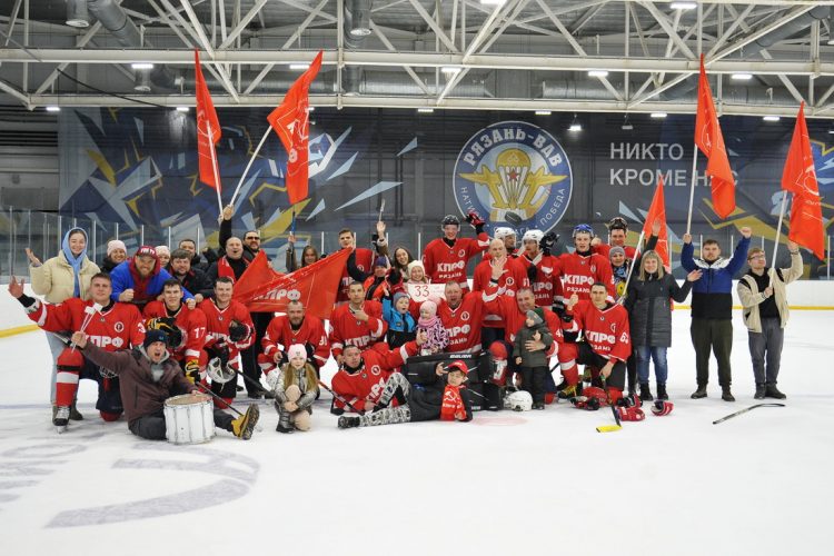 ХК КПРФ завоевал «Кубок Надежды»