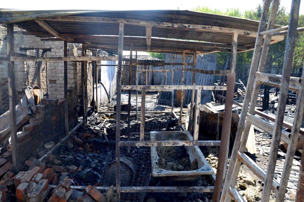 В Сапожковском районе 15-летняя девушка спасла семью во время пожара