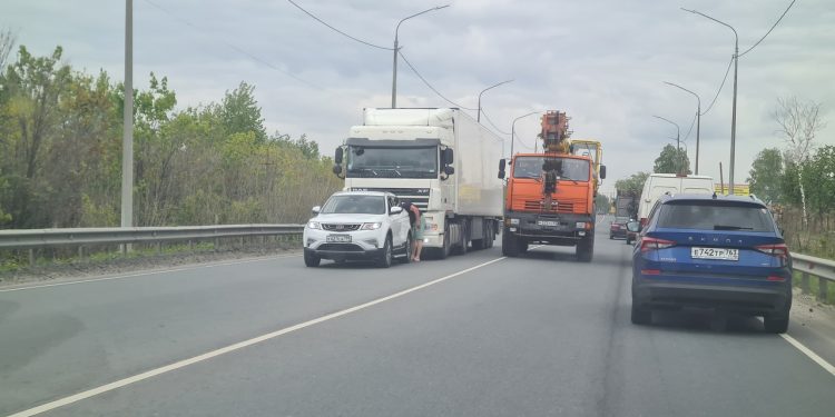 На Южной окружной дороге 13 мая произошло ДТП