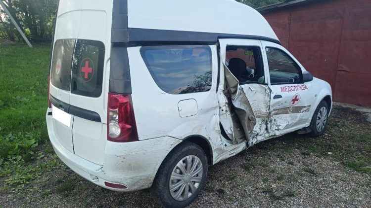 В рязанских Сараях произошло ДТП с участием машины скорой помощи