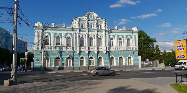 Суд требует с Рязанского нефтезавода почти 3 миллиона рублей за загрязнение воздуха в городе