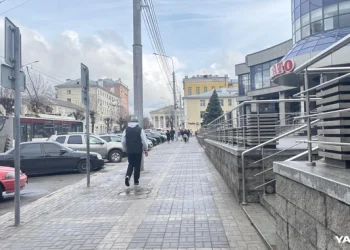 Ремонт теплотрассы перекроет движение по Садовой улице