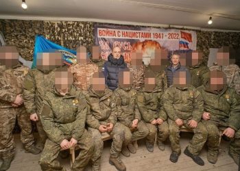 Фомин и Бранов отправились с визитом в зону СВО Фомин и Бранов отправились с визитом в зону СВО