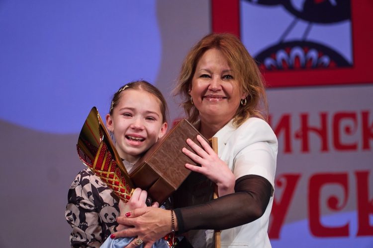 В рязанском МКЦ прошел Всероссийский конкурс народного творчества "Есенинская Русь"