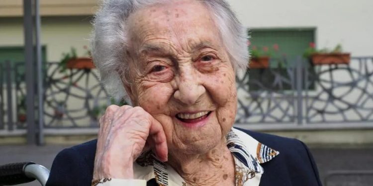 Умерла самая долго живущая женщина Умерла самая долго живущая женщина