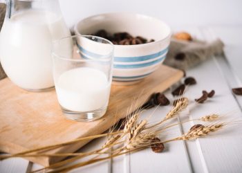 Диетолог Кабанов: молочные продукты и красное мясо негативно влияют на диабетиков