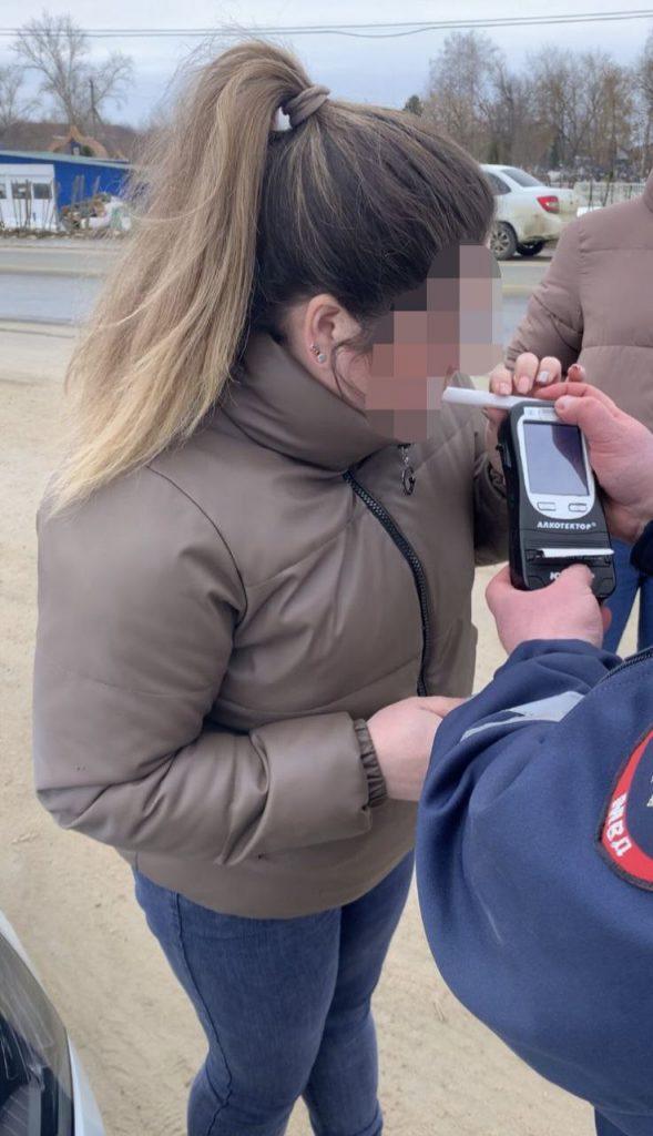В рязанском Сасове полиция задержала нетрезвую женщину-водителя