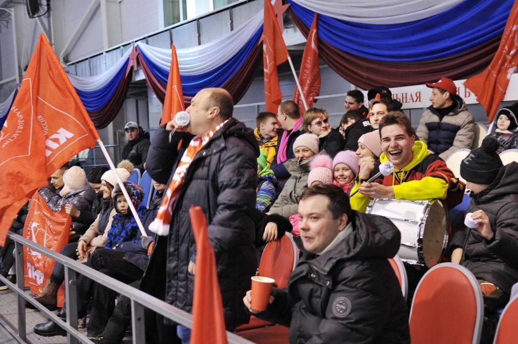 ХК «КПРФ» завершила дебютный сезон в Ночной хоккейной лиге