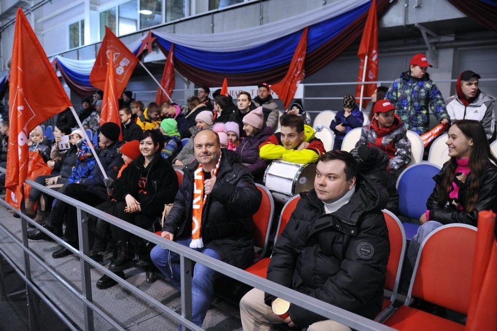 ХК «КПРФ» завершила дебютный сезон в Ночной хоккейной лиге