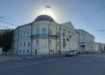 Рязанская облдума поддержала законопроект о запрете продажи спиртного лицам младше 21 года
