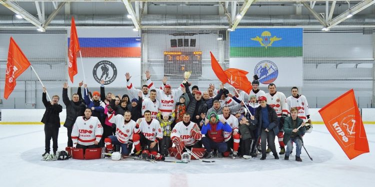 В Рязани завершился 14-й сезон Ночной хоккейной лиги