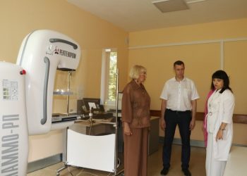 Рязанские депутаты Панфилова и Калинин оценили ход работ по созданию Центра диспансеризации