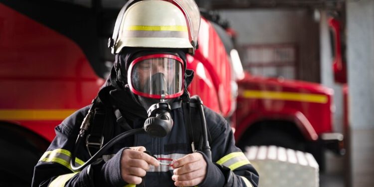 На улице Молодежной при пожаре пострадала 43-летняя женщина На улице Молодежной при пожаре пострадала 43-летняя женщина