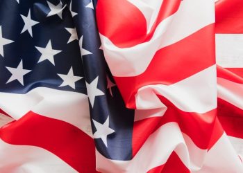 Тренер Жирихов прокомментировал слухи о спасавшей Трампа рязанке