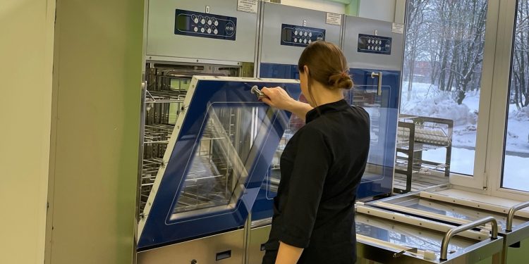 В рязанской ОКБ открылось обновленное стерилизационное отделение В рязанской ОКБ открылось обновленное стерилизационное отделение