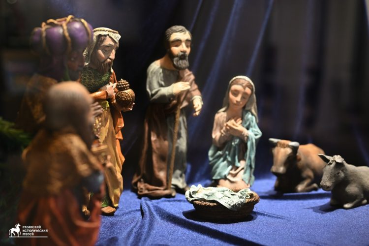 Рязанцев приглашают на выставку "История игрушек"