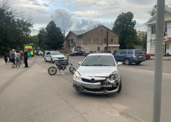 В ДТП на улице Связи пострадал 14-летний подросток на питбайке