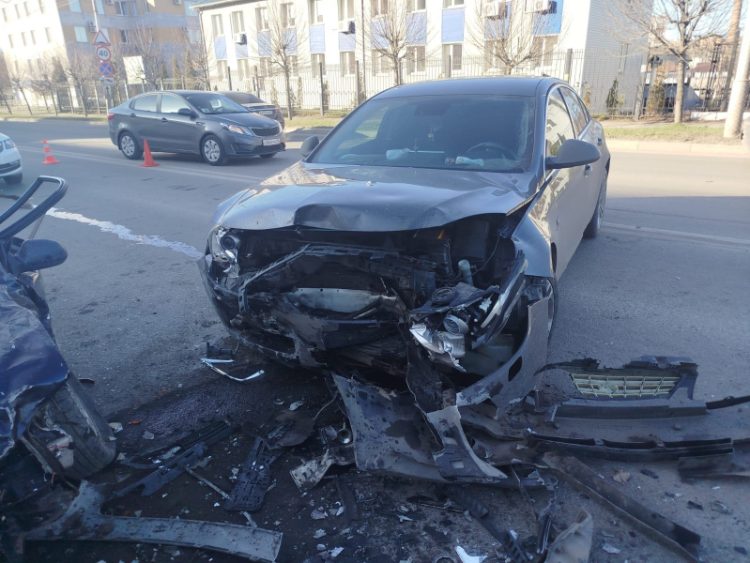 На улице Вокзальной пьяный водитель устроил массовое ДТП