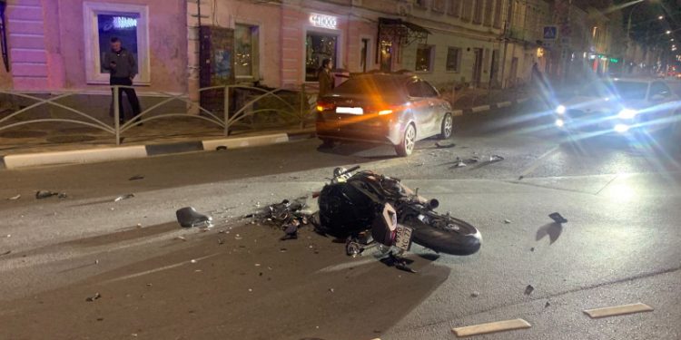 В ДТП в центре Рязани пострадали два человека В ДТП в центре Рязани пострадали два человека
