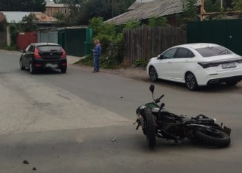 В ДТП на Михайловском шоссе пострадала 17-летняя девушка