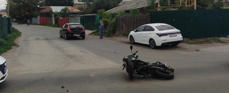 В ДТП на Михайловском шоссе пострадала 17-летняя девушка