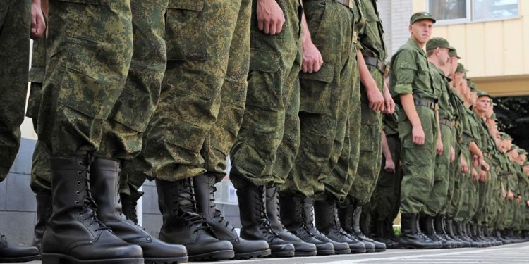 В России осенний призыв пройдет по-старинке