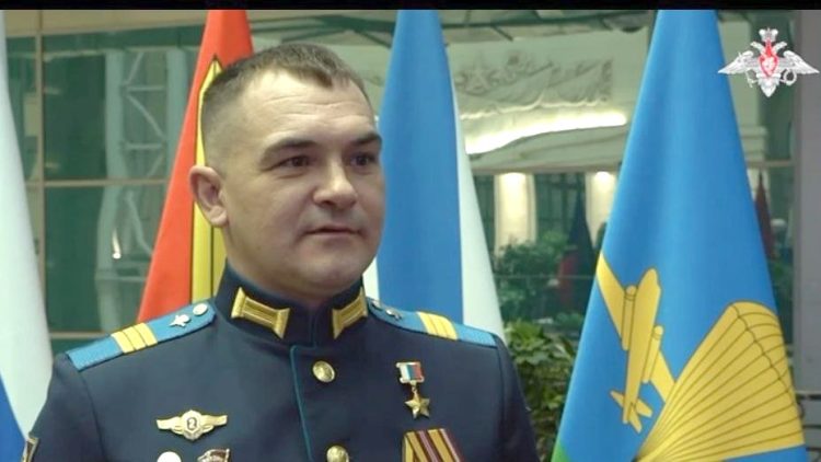 Жителю Захаровского района Егору Николаеву присвоили звание Героя РФ