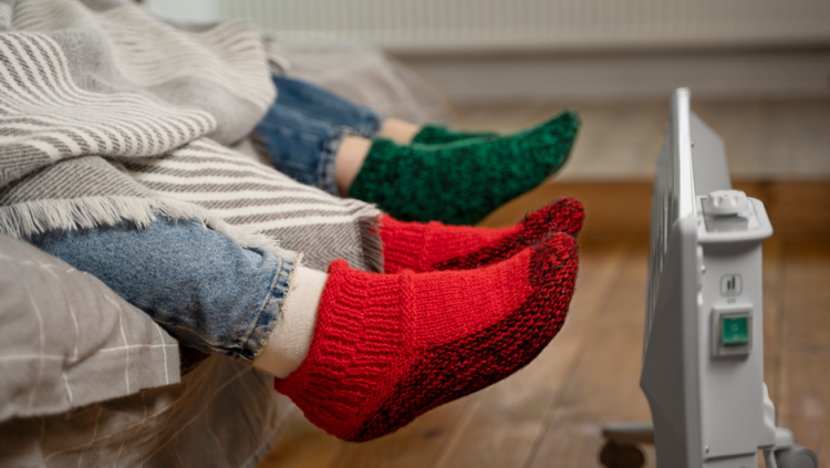 Рязанка с грудным младенцем пожаловалась на отсутствие отопления в многоэтажке